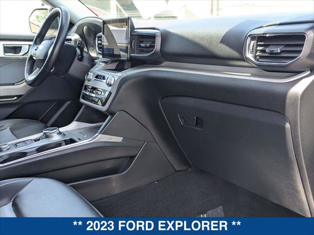 Certified 2023 Ford Explorer XLT w/ Equipment Group 202A image 22