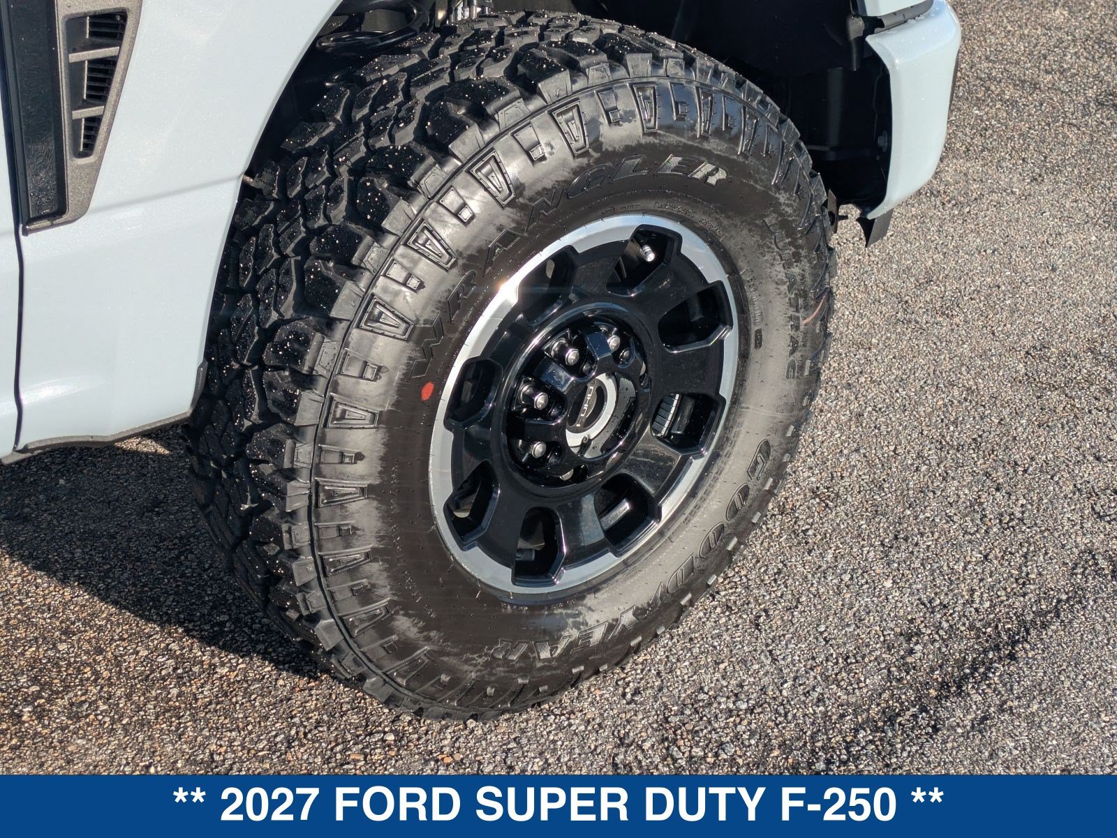 New 2027 Ford F250 Platinum w/ Tremor Off-Road Package AWD/4WD image 14