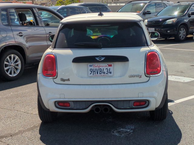 Used 2016 MINI Cooper S image 6