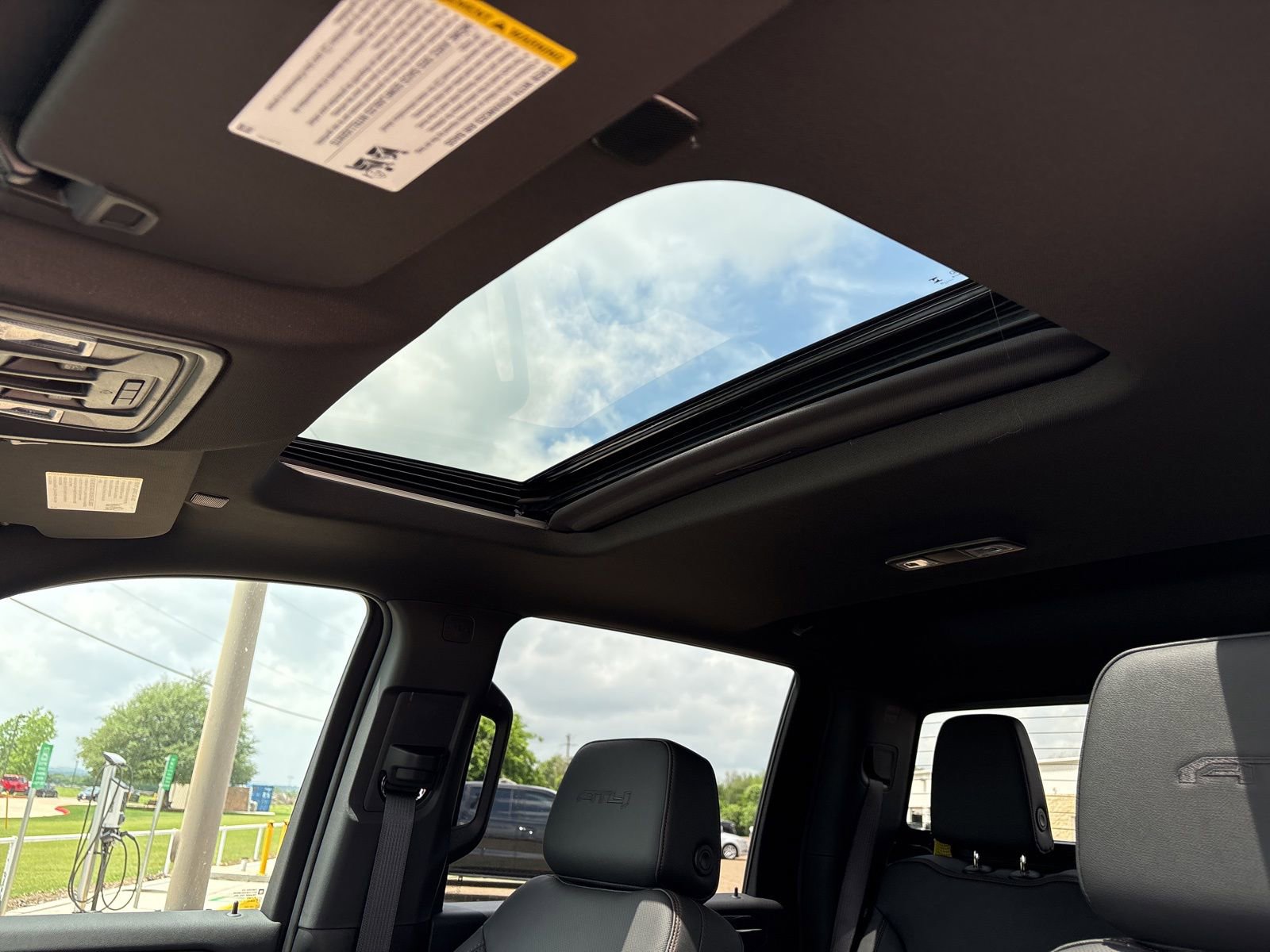 New 2026 GMC Sierra 2500 AT4 image 10