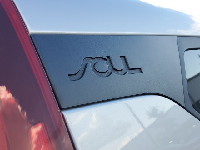 Used 2021 Kia Soul LX FWD image 7