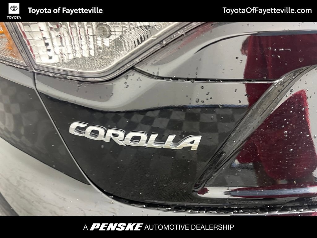 Used 2026 Toyota Corolla SE FWD image 4