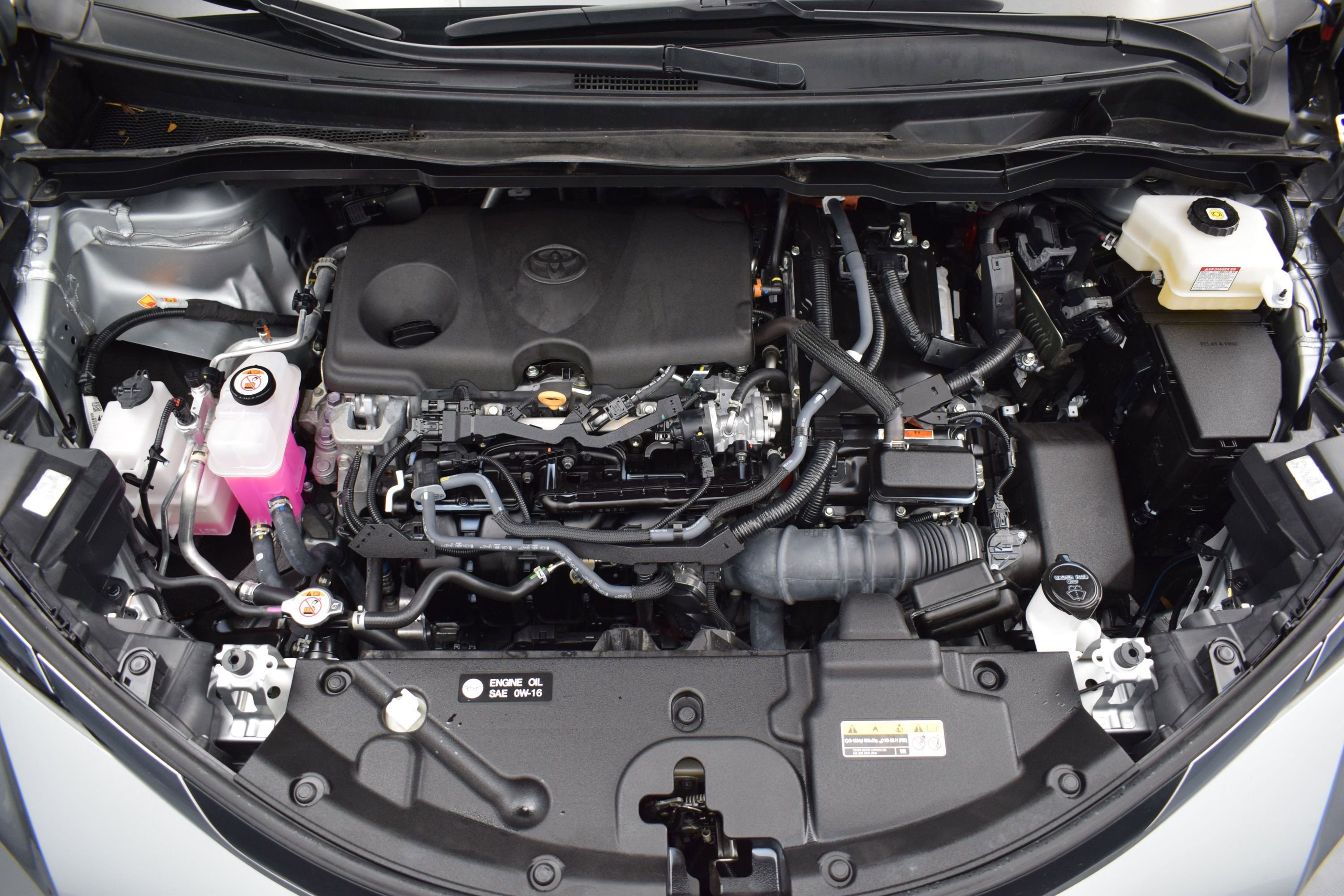 Used 2025 Toyota Sienna LE FWD image 9