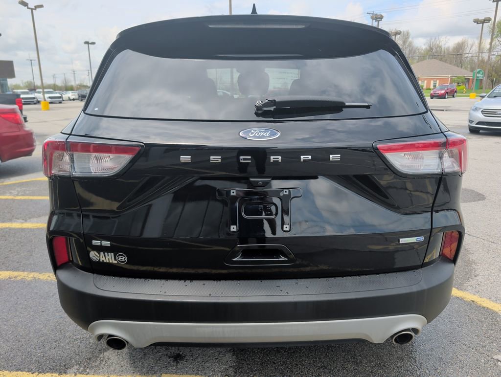 Used 2020 Ford Escape SE image 6