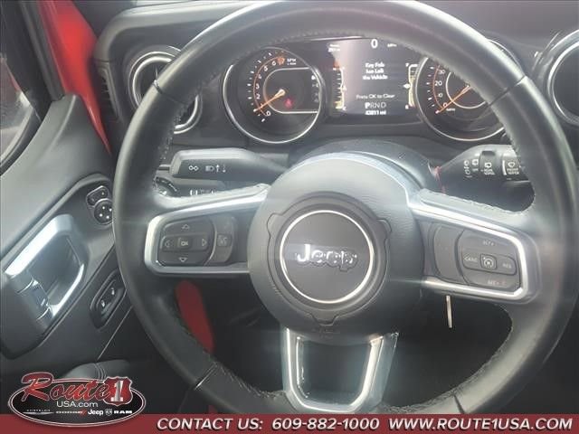 Used 2022 Jeep Wrangler Unlimited Sahara AWD/4WD image 15