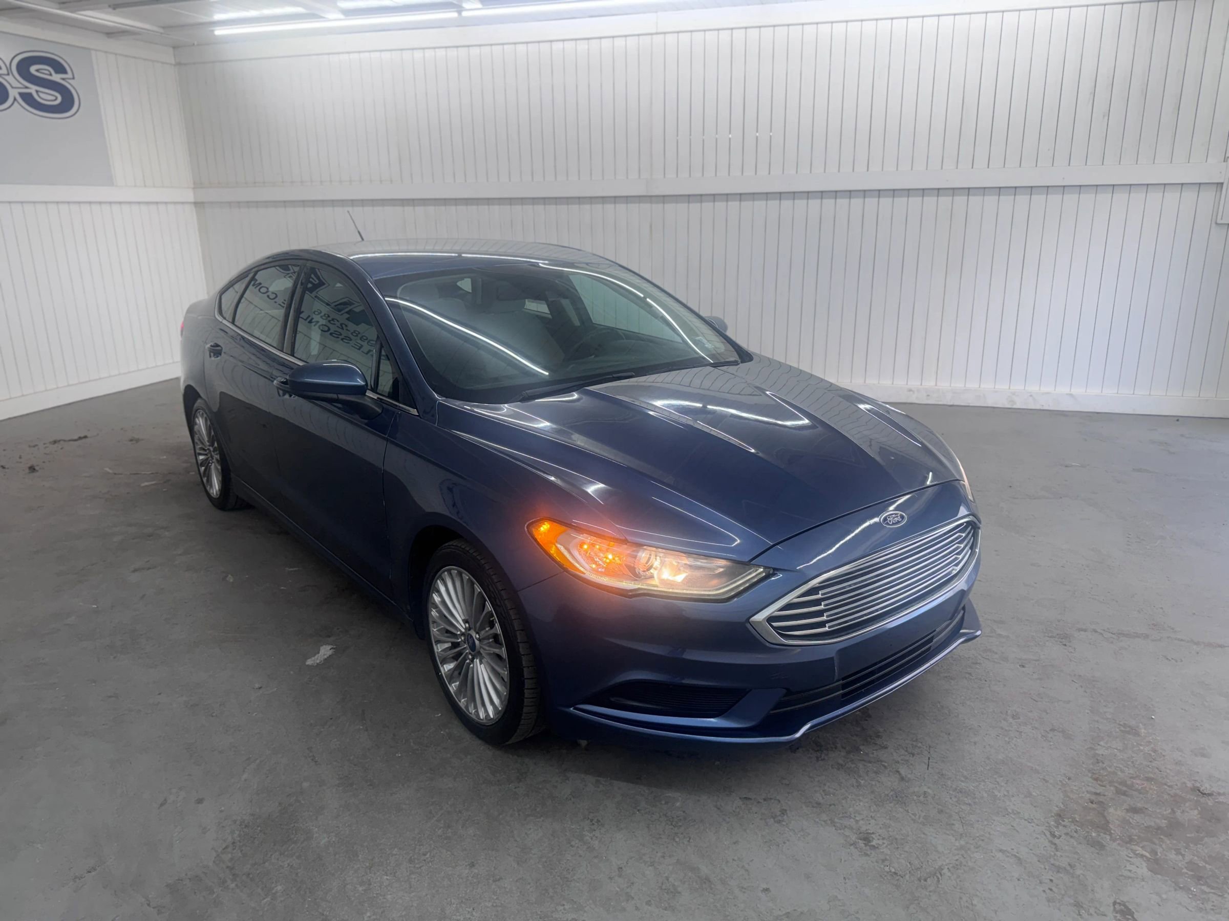 Used 2019 Ford Fusion S image 3