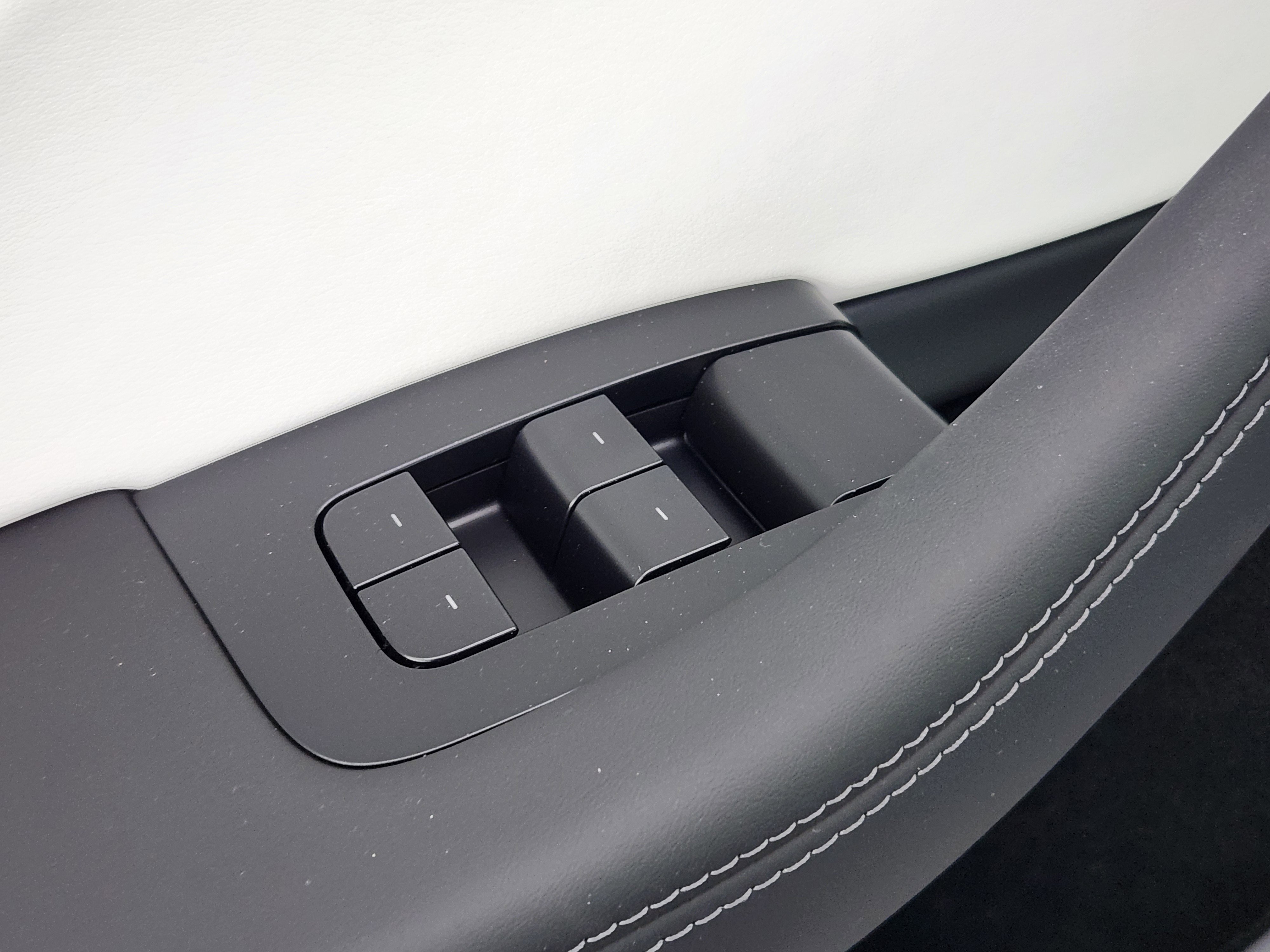 Used 2025 Tesla Model 3 Performance image 17