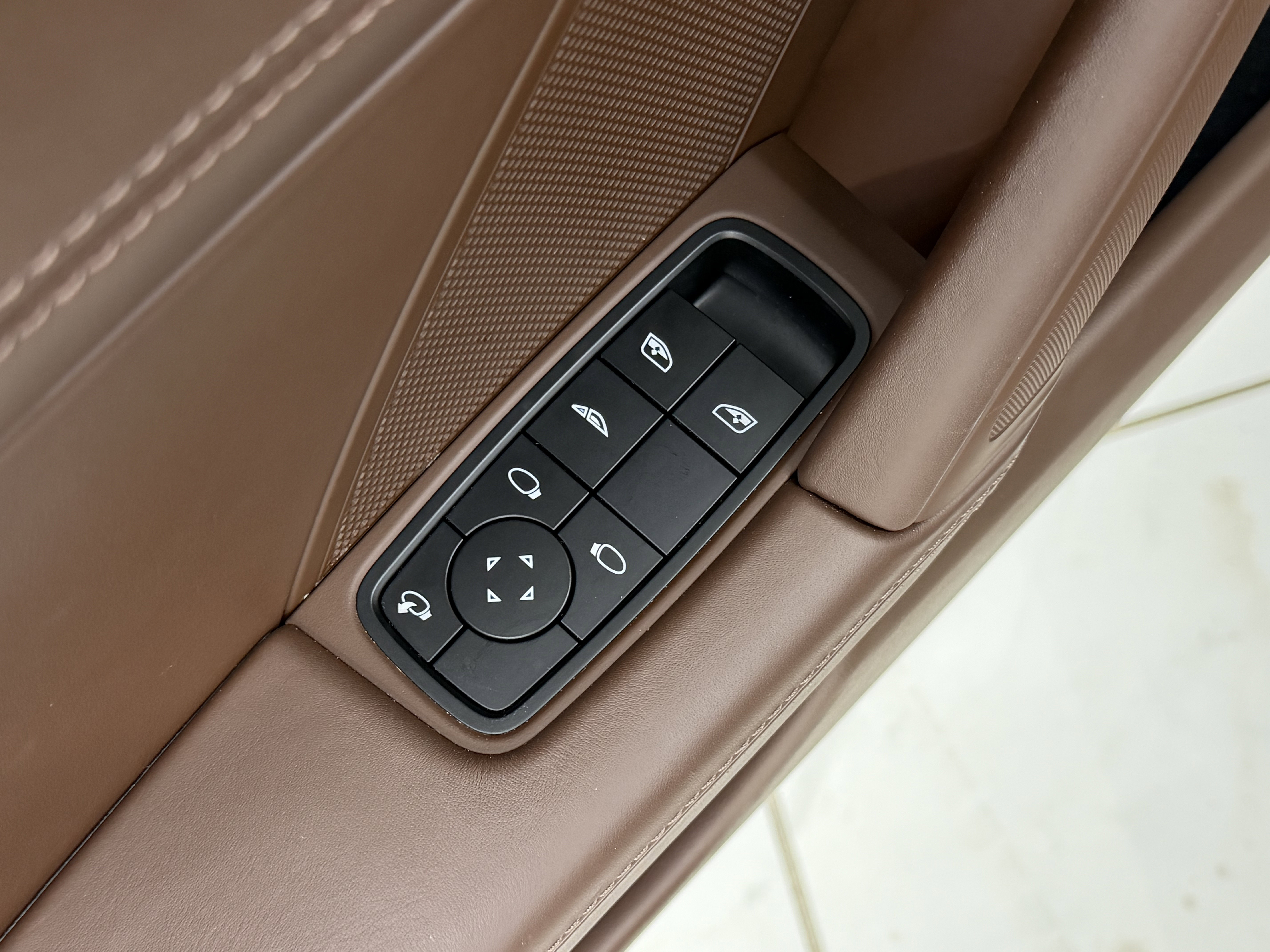 Certified 2023 Porsche 911 Carrera 4 GTS AWD/4WD image 31