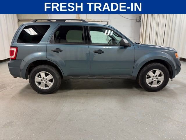 Used 2011 Ford Escape XLT w/ Class II Trailer Tow Pkg AWD/4WD image 3