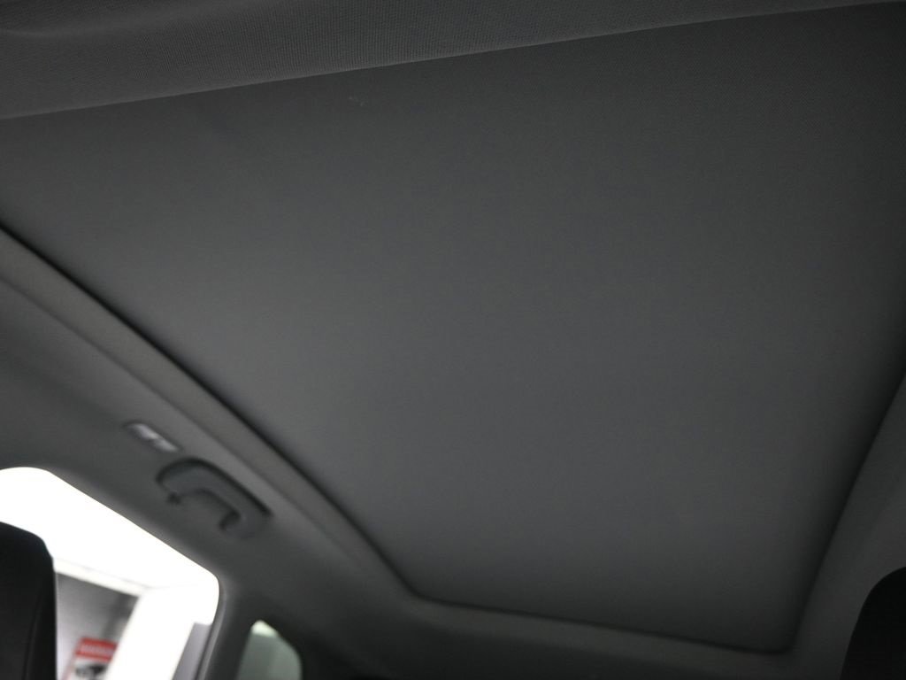 Used 2022 Lincoln Corsair Reserve image 40