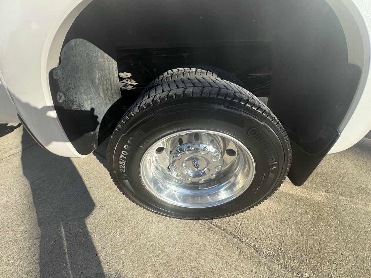 Used 2015 Ford F450 Platinum AWD/4WD image 36