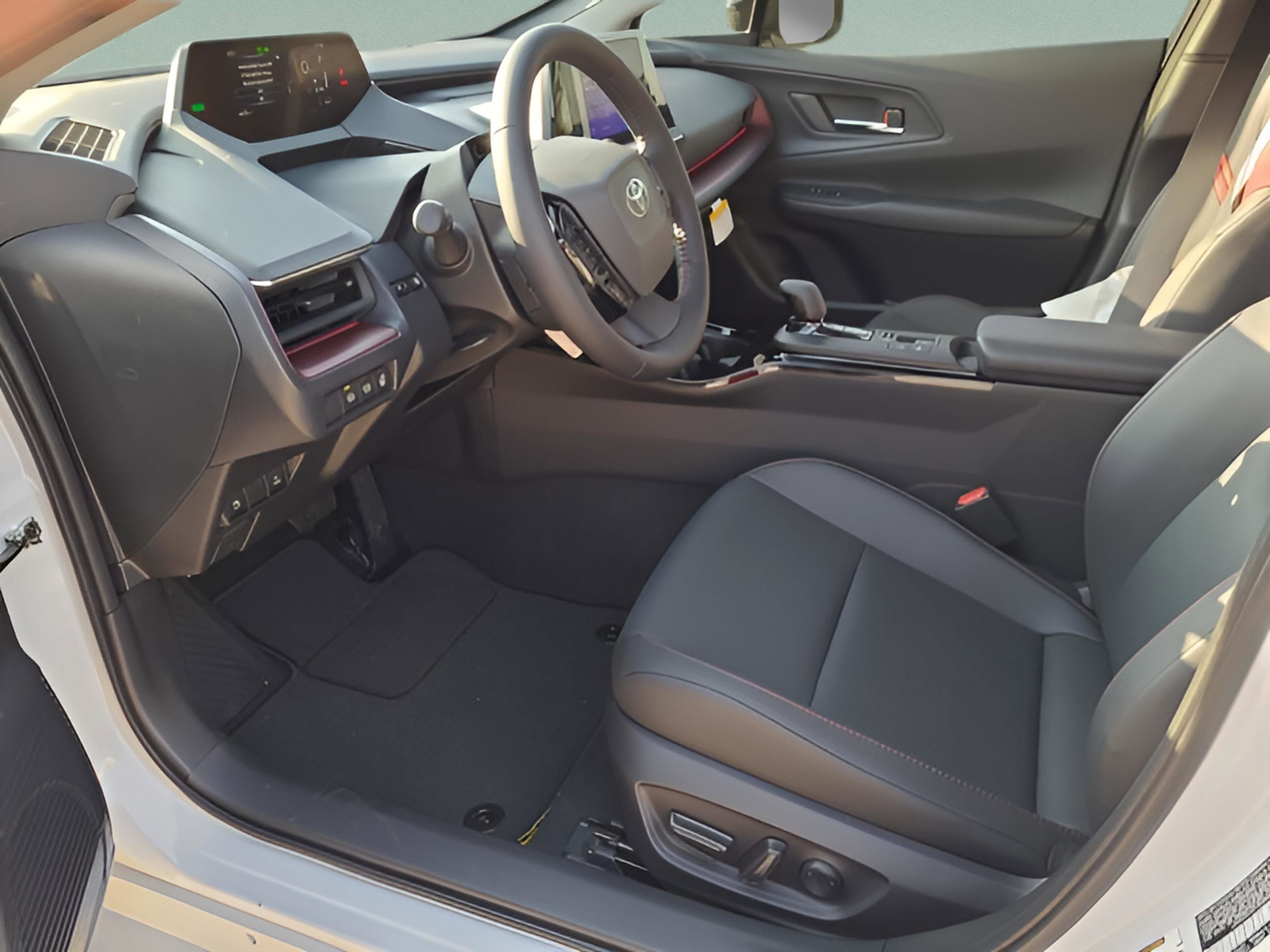 New 2026 Toyota Prius Plug-In Hybrid FWD image 13