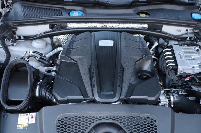 Used 2023 Porsche Macan S image 56