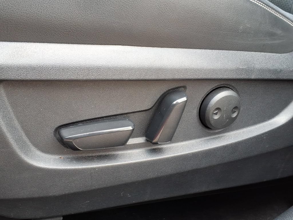 Used 2021 INFINITI QX50 Autograph AWD/4WD image 4