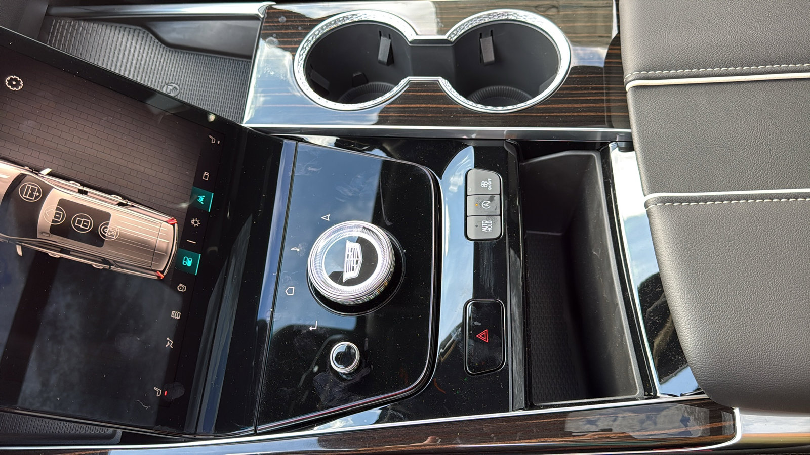 New 2026 Cadillac Escalade Luxury image 23