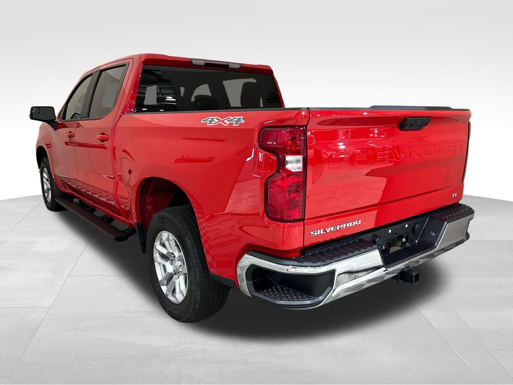 Used 2023 Chevrolet Silverado 1500 LT AWD/4WD image 3