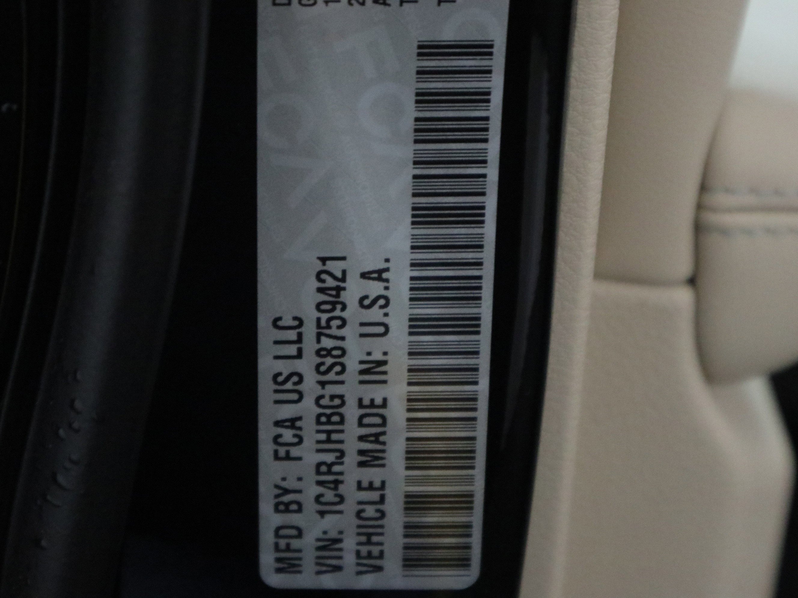 New 2025 Jeep Grand Cherokee Limited w/ Luxury Tech Group II image 37