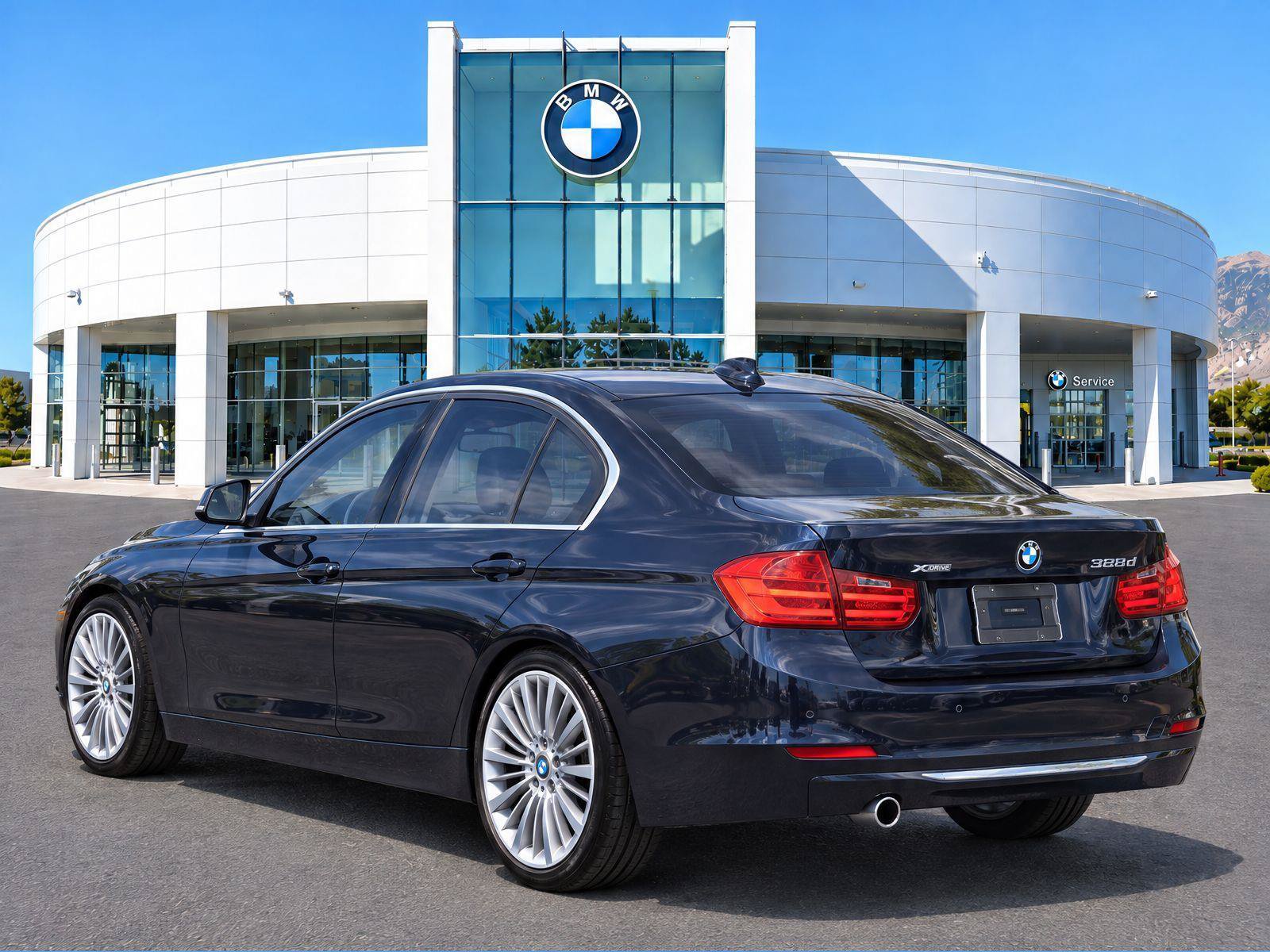 Used 2014 BMW 328d xDrive Sedan AWD/4WD image 8