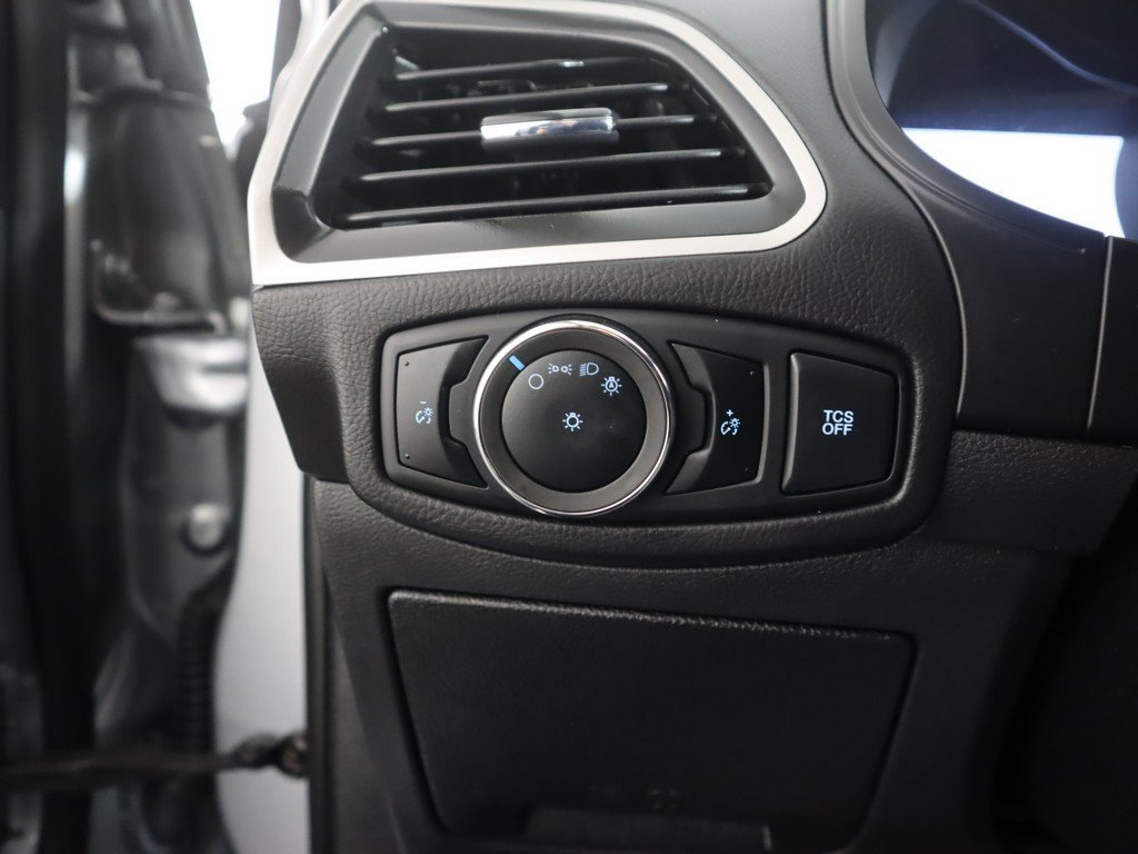 Used 2024 Ford Edge SEL image 36