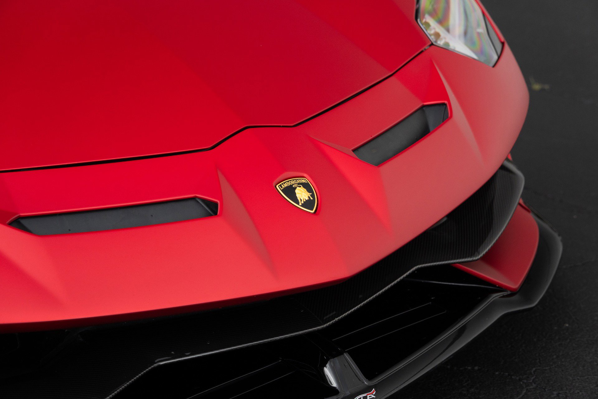 Used 2021 Lamborghini Aventador SVJ AWD/4WD image 12