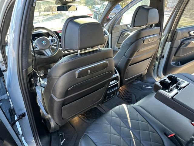 Used 2024 BMW X7 xDrive40i w/ M Sport Package image 31