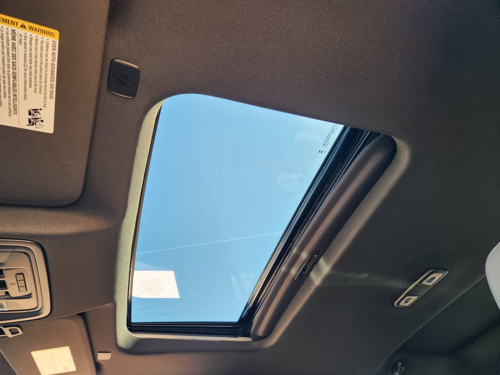 Used 2025 Chevrolet Silverado 1500 ZR2 w/ Technology Package image 30