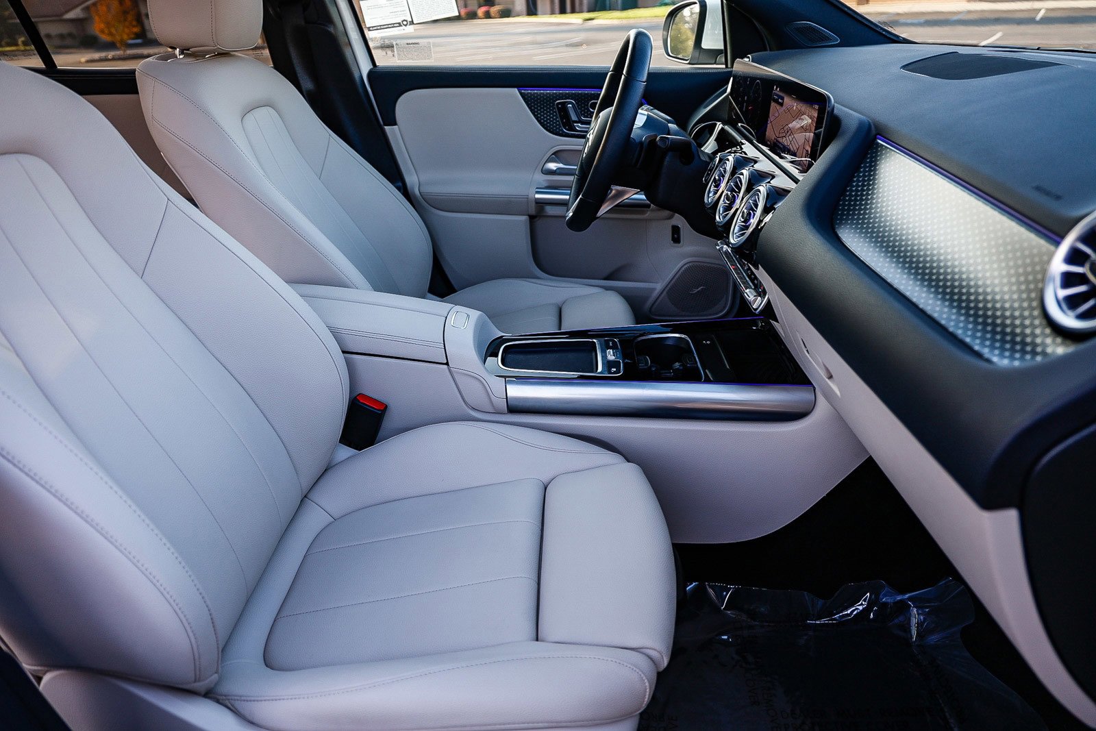 Certified 2025 Mercedes-Benz GLA 250 4MATIC image 17