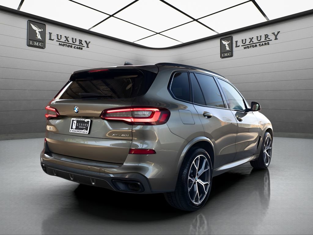 Used 2022 BMW X5 xDrive40i w/ M Sport Package AWD/4WD image 8
