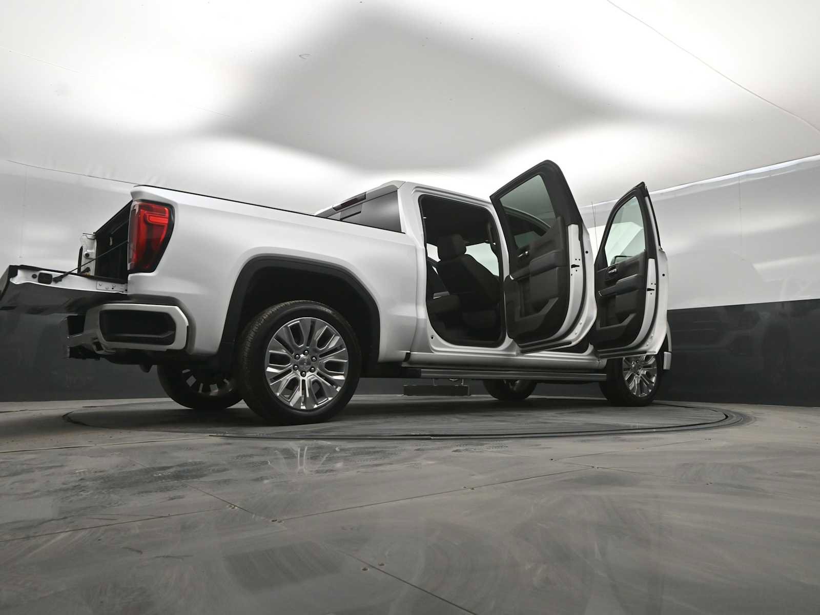 Used 2021 GMC Sierra 1500 Denali w/ Denali Premium Package AWD/4WD image 43