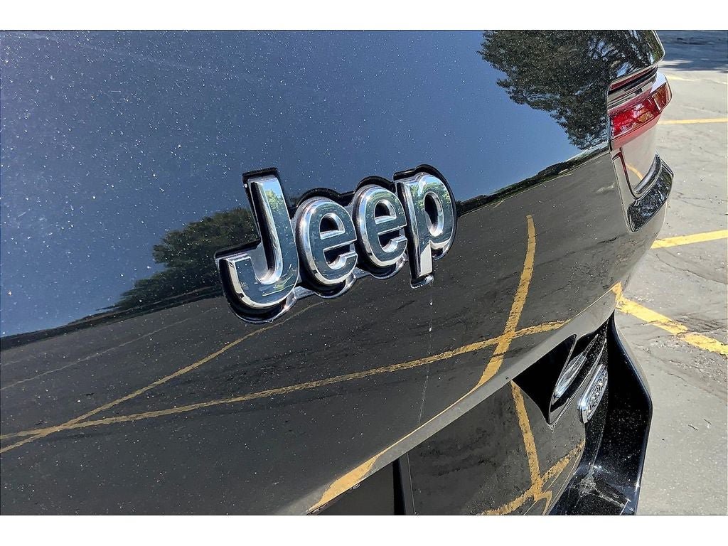Used 2022 Jeep Grand Cherokee L Overland AWD/4WD image 34