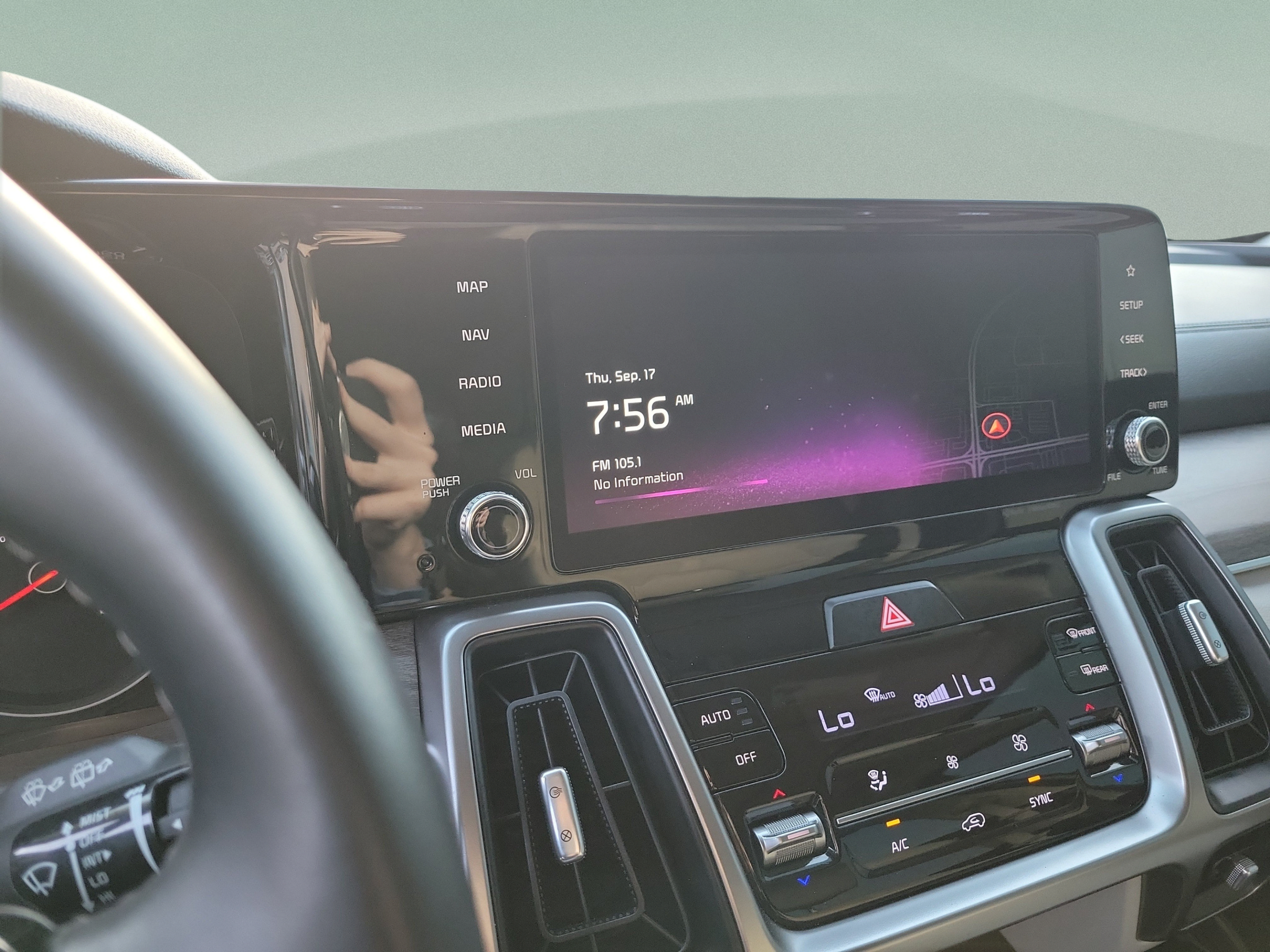Certified 2023 Kia Sorento X-Line EX AWD/4WD image 18