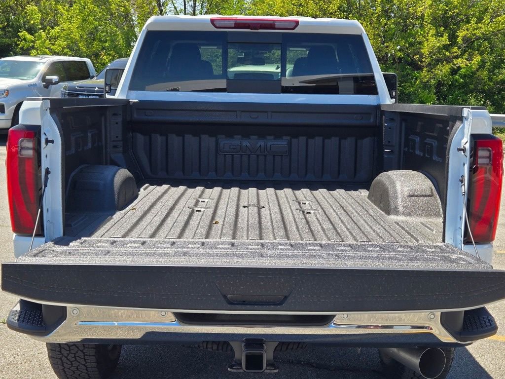New 2026 GMC Sierra 2500 SLT w/ SLT Premium Package AWD/4WD image 25