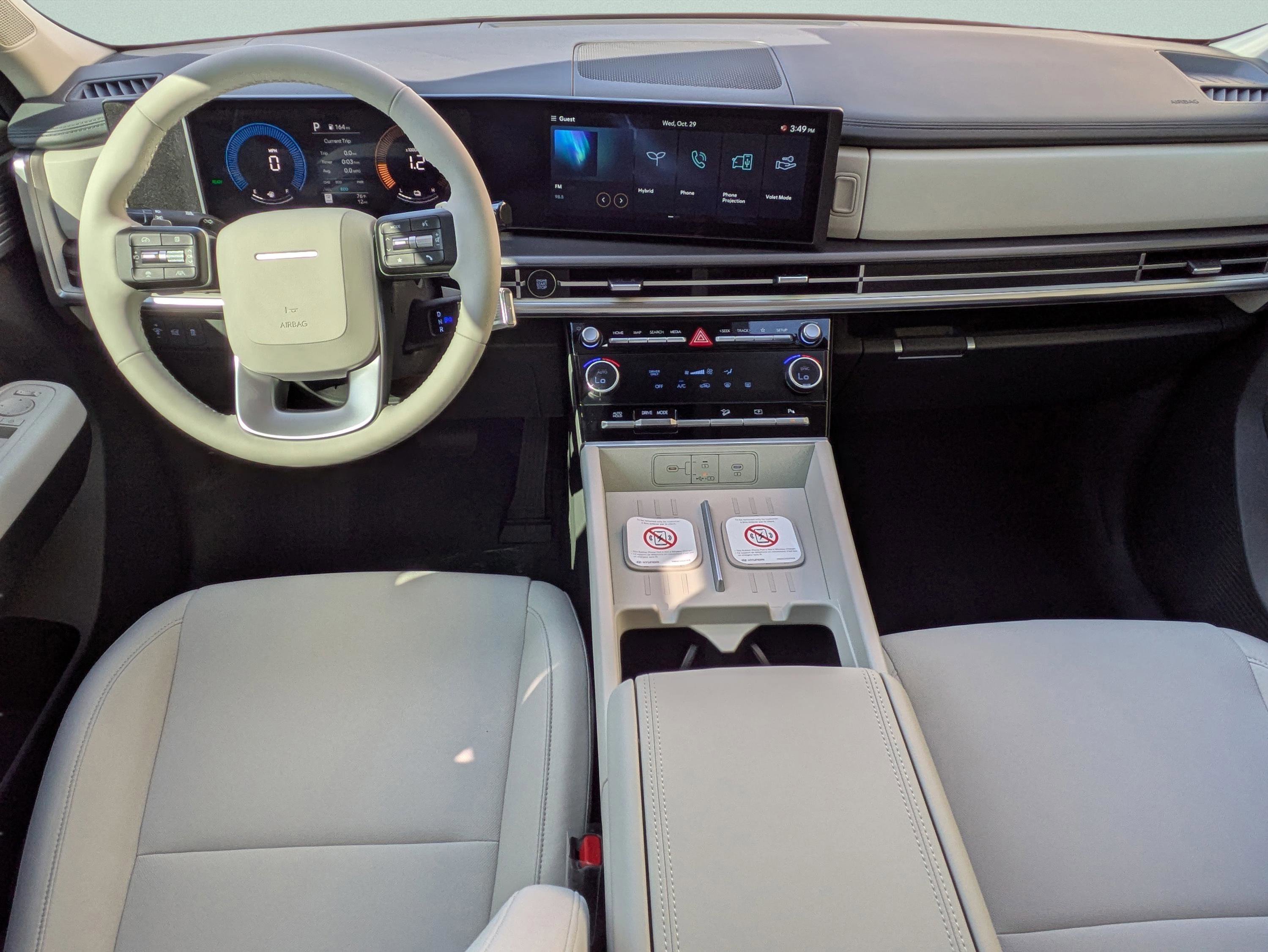 New 2026 Hyundai Santa Fe SE image 15