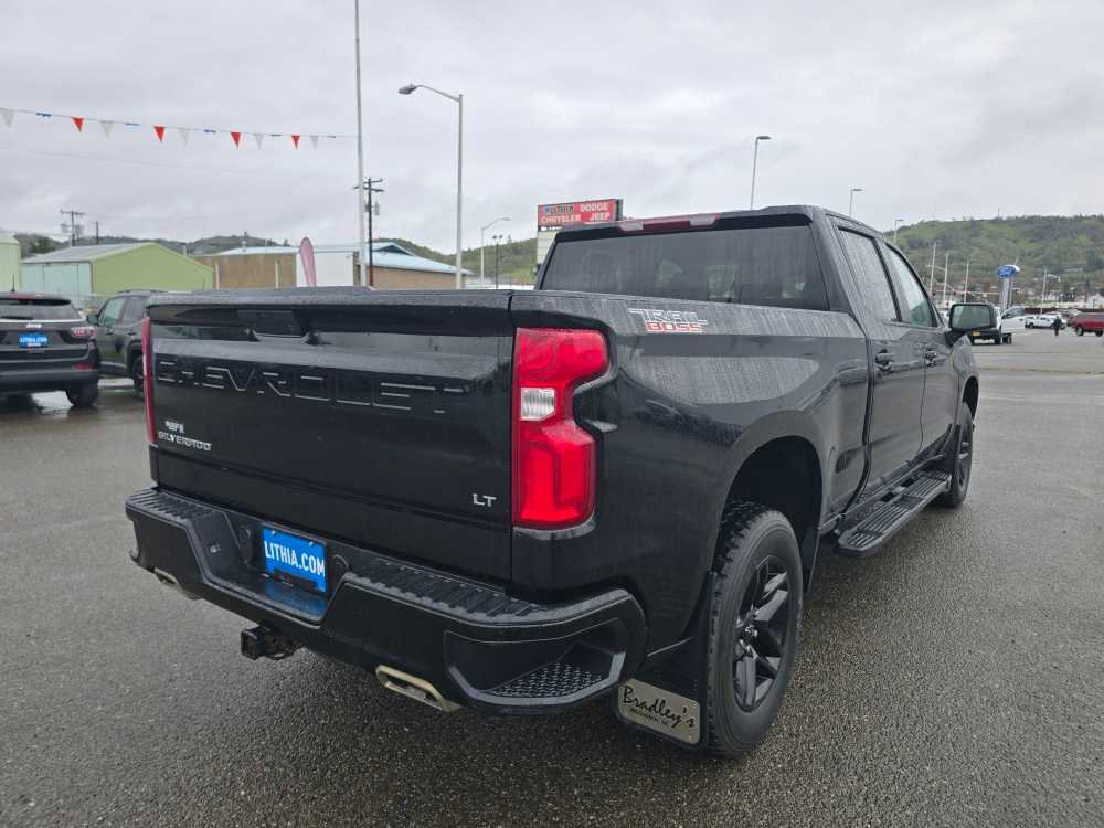 Used 2022 Chevrolet Silverado 1500 LT Trail Boss w/ Bed Protection Package AWD/4WD image 5