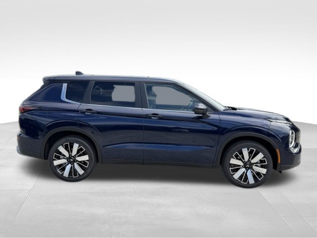 New 2026 Mitsubishi Outlander SE FWD image 6