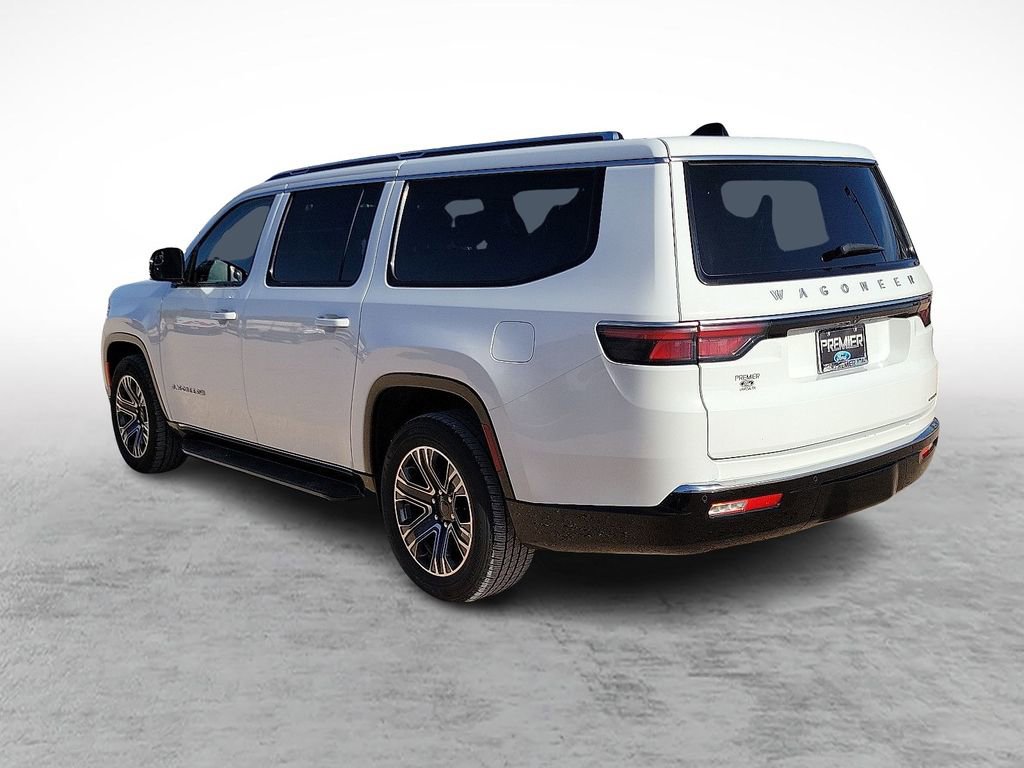 Used 2024 Jeep Wagoneer L Series II RWD image 7