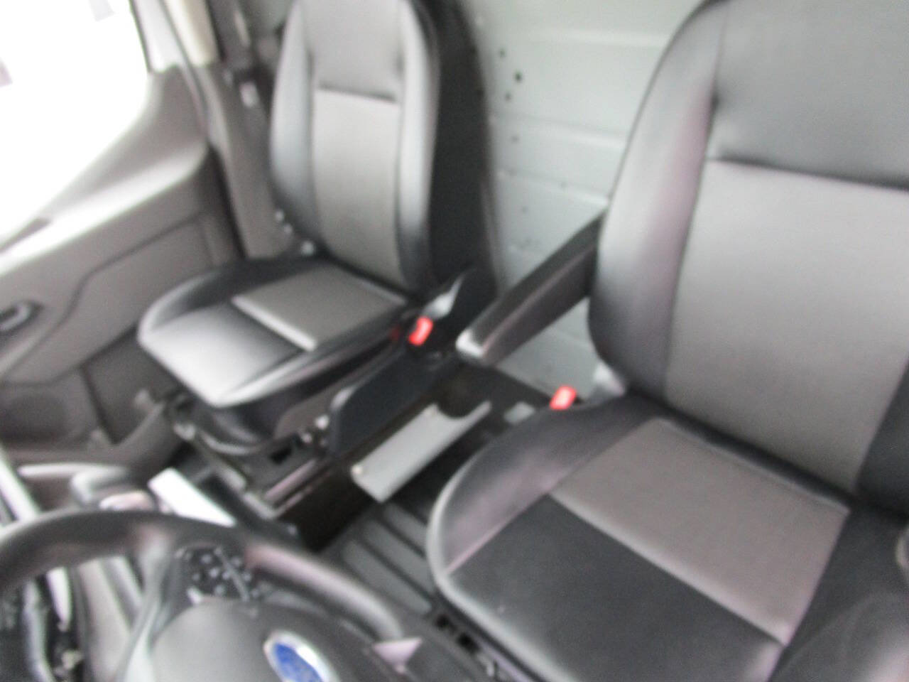 Used 2022 Ford Transit 250 Low Roof AWD image 24