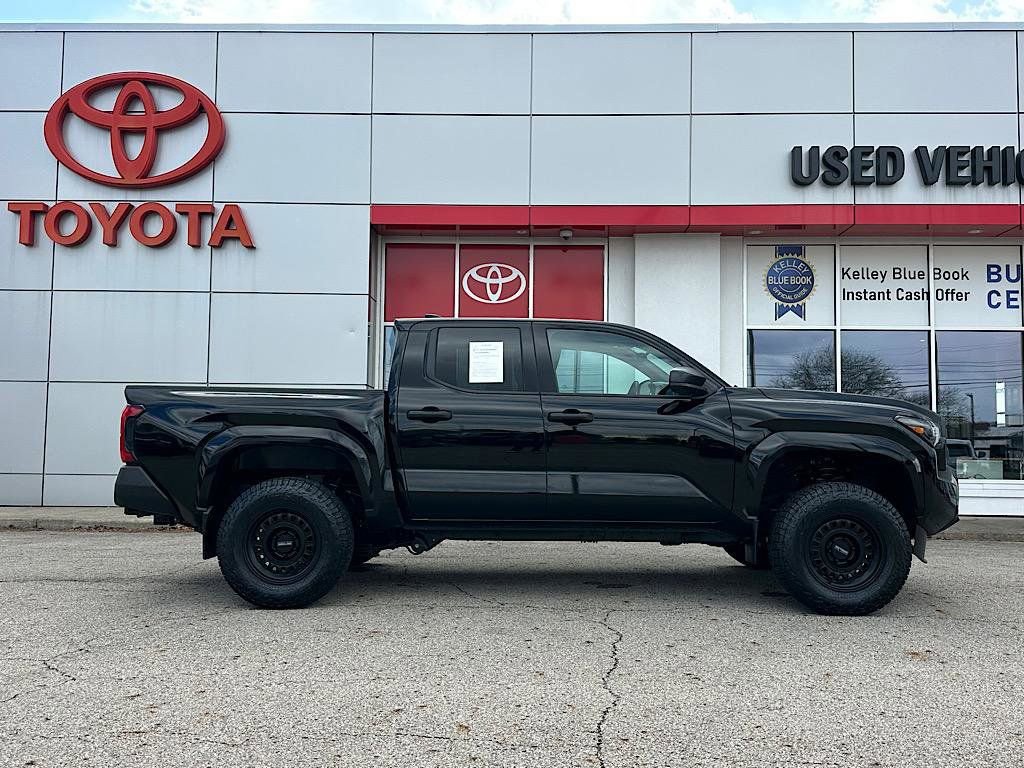 Certified 2024 Toyota Tacoma SR image 6
