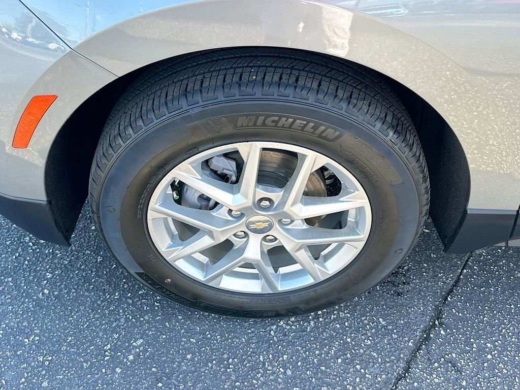 Used 2023 Chevrolet Equinox LT image 29