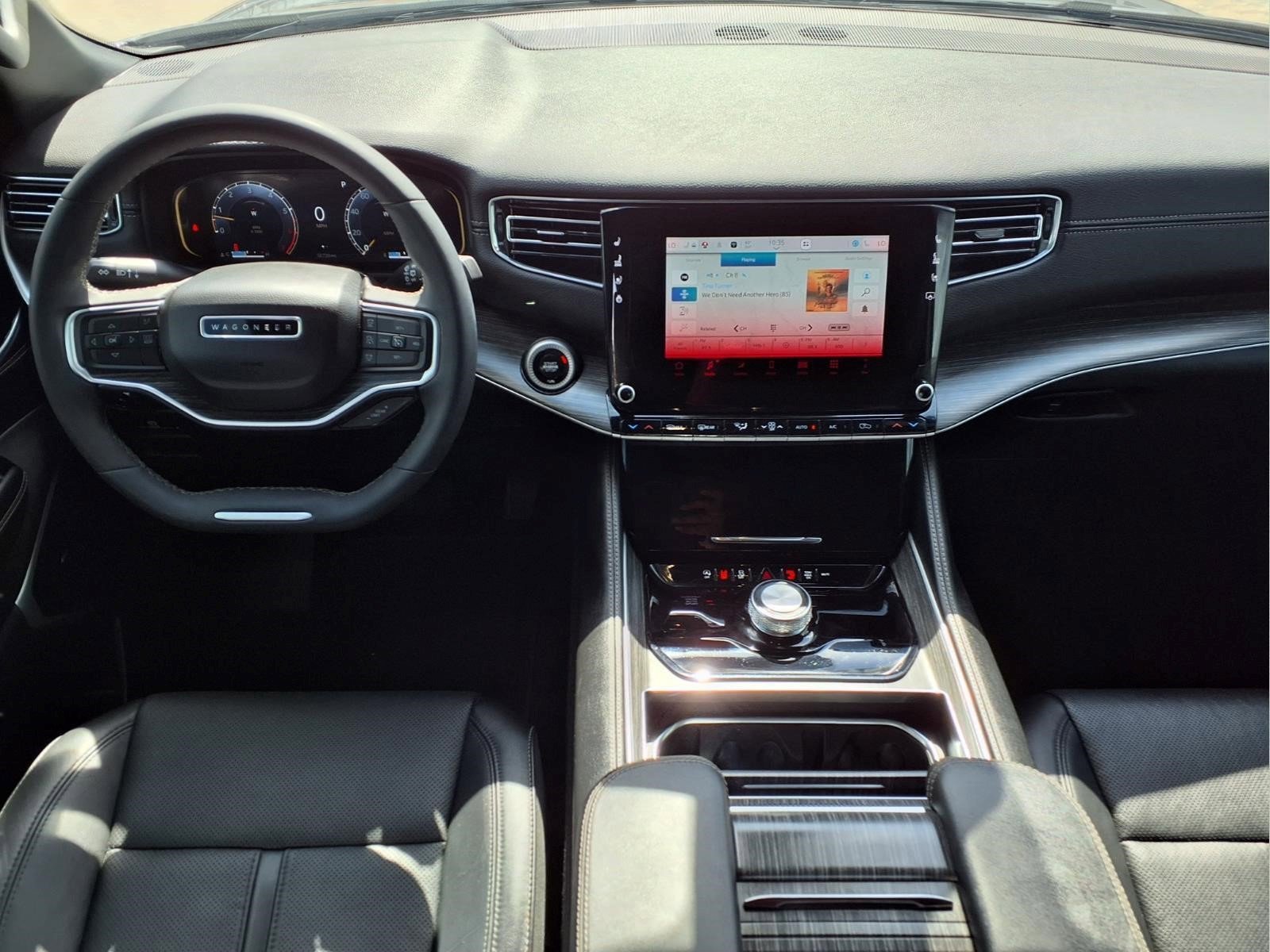 Used 2024 Jeep Wagoneer Series II w/ Flexible Seating Group AWD/4WD image 9