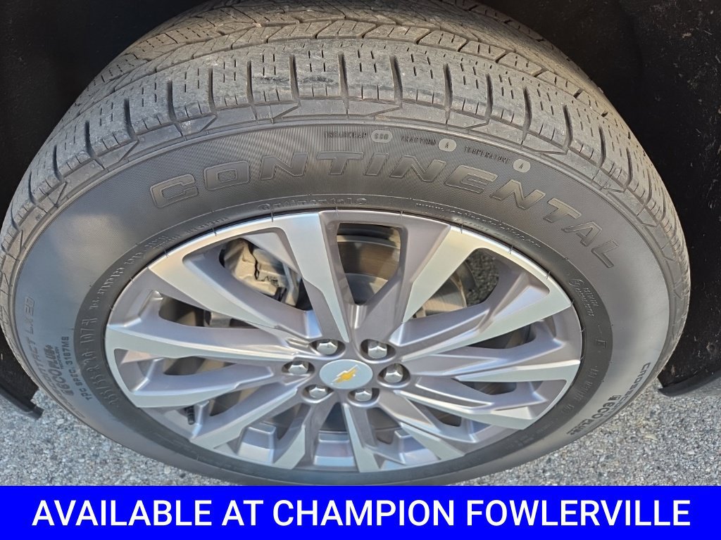 Used 2022 Chevrolet Traverse Premier AWD/4WD image 14
