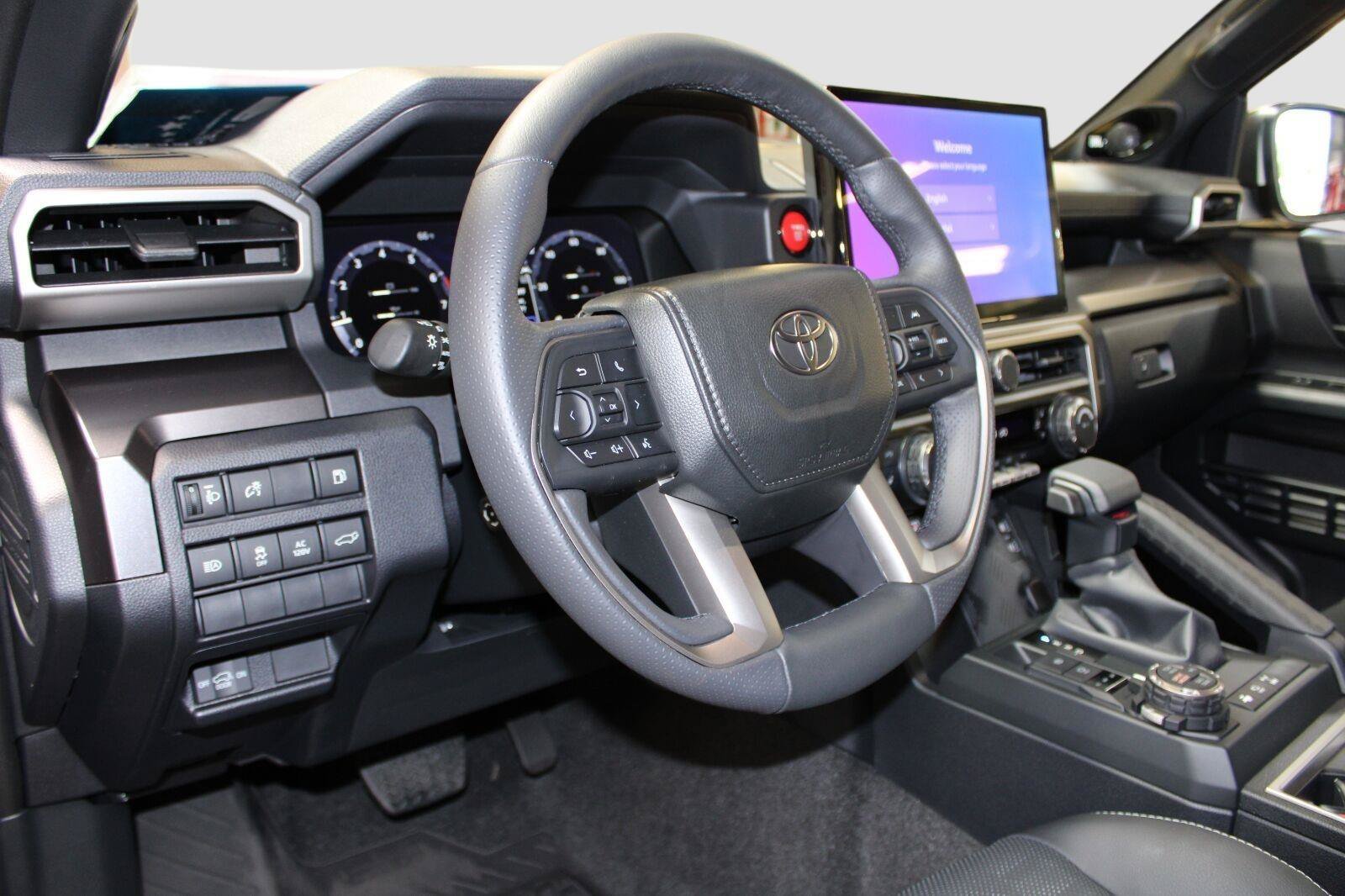 Certified 2026 Toyota 4Runner TRD Off-Road Premium w/ Tow Technology Package AWD/4WD image 18