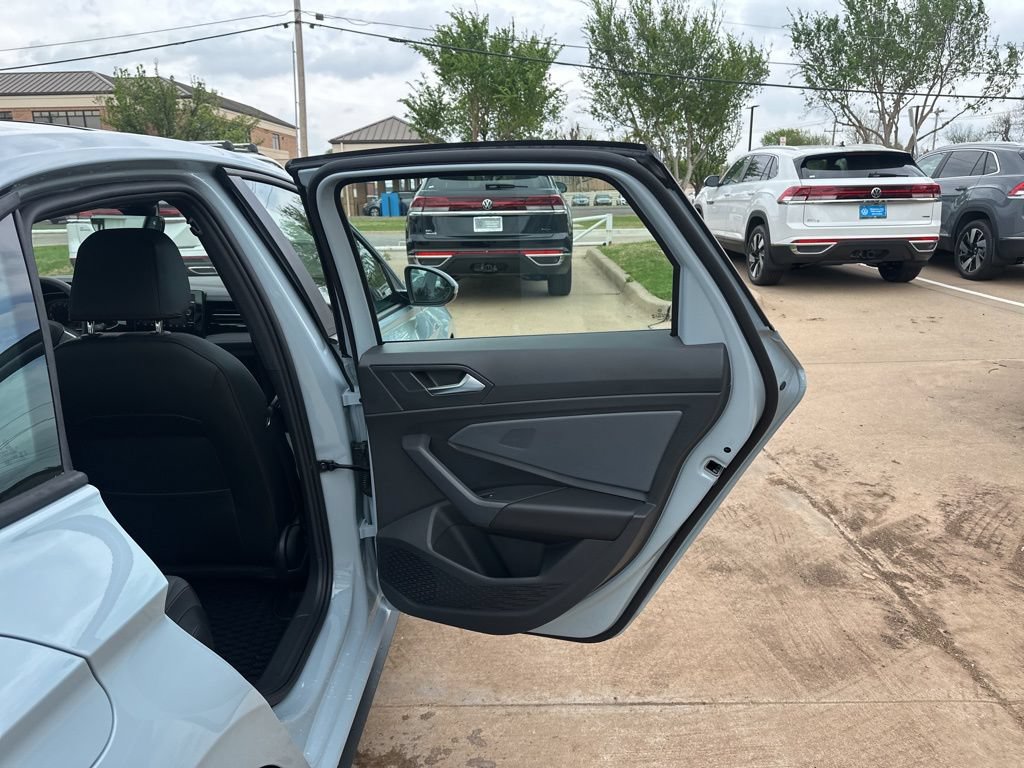 New 2026 Volkswagen Jetta GLI Autobahn FWD image 17
