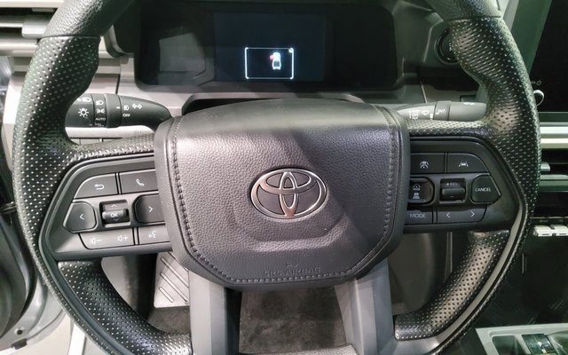 Used 2025 Toyota Tacoma SR5 image 25