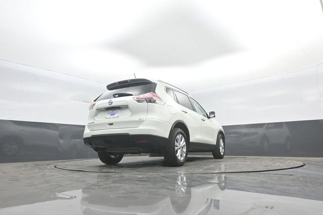 Used 2015 Nissan Rogue SV w/ SV Premium Package image 31