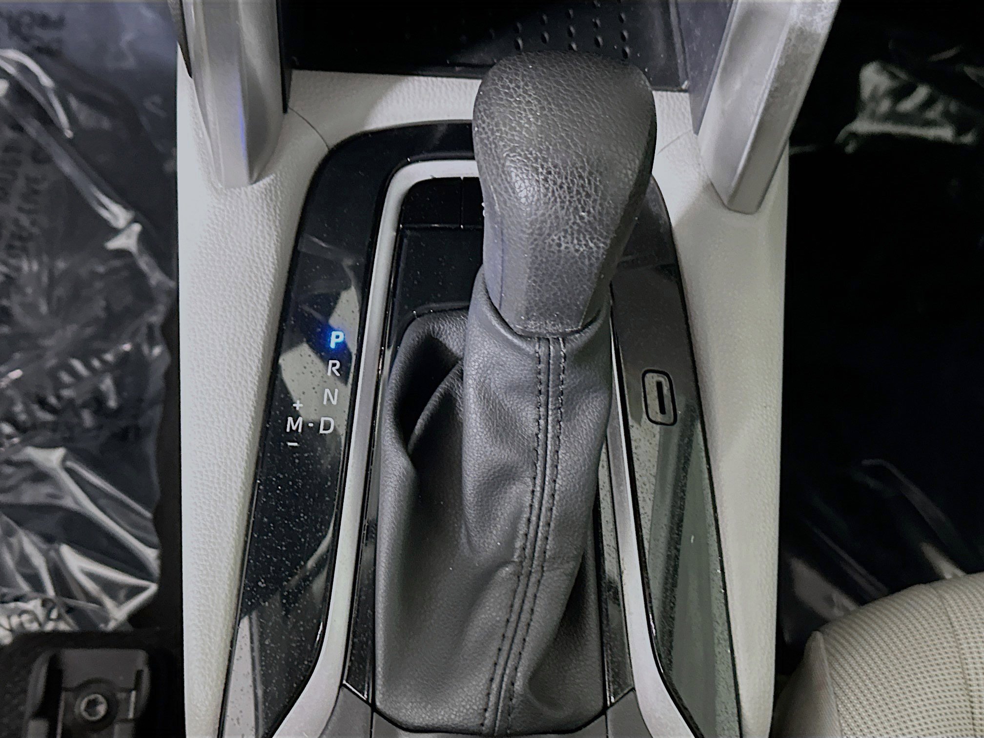Used 2022 Toyota Corolla Cross L FWD image 18