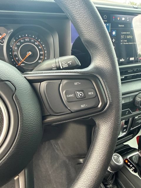 Used 2025 Jeep Wrangler Sport AWD/4WD image 22