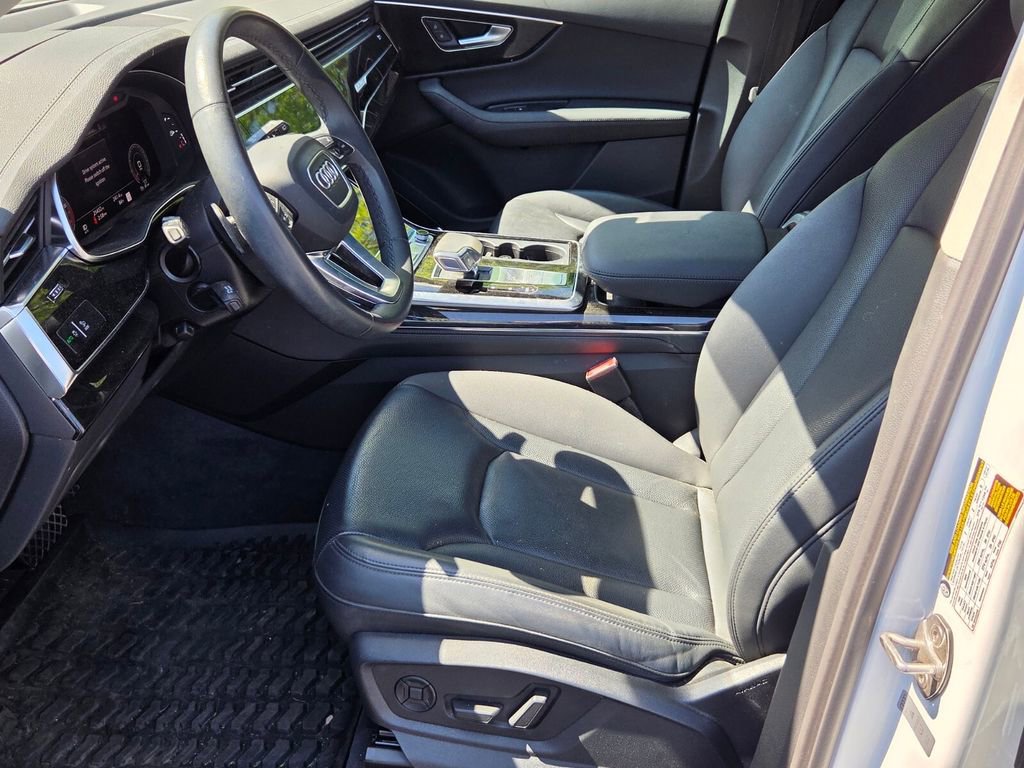 Certified 2023 Audi Q7 3.0T Prestige image 14