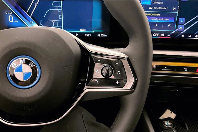 New 2025 BMW i5 xDrive40 w/ Premium Package image 19