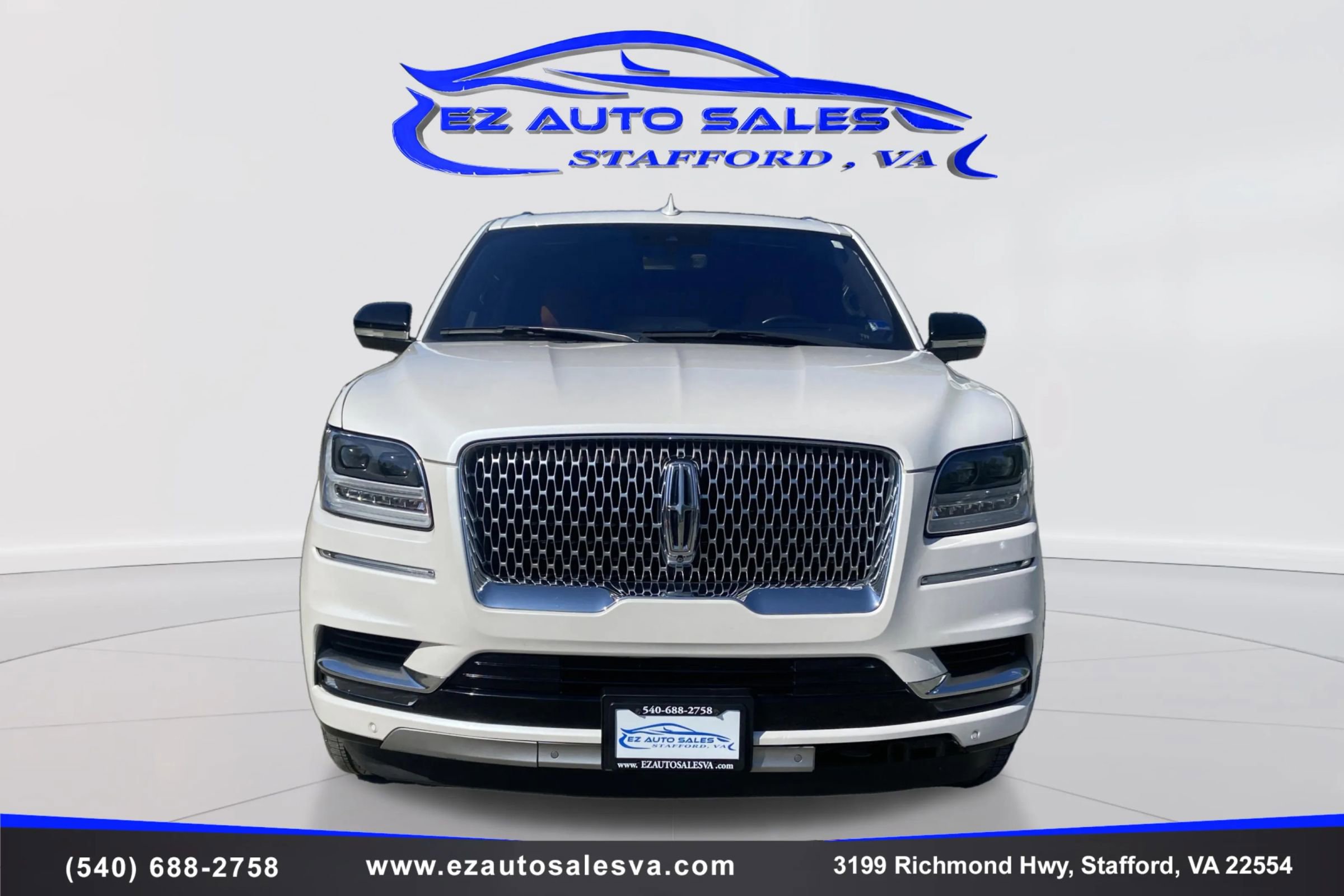 Used 2018 Lincoln Navigator Reserve w/ Technology Package AWD/4WD image 2